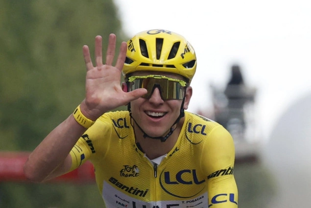 Pogačar osvojio petu titulu na Tour de France Pogačar osvojio petu titulu na Tour de France
