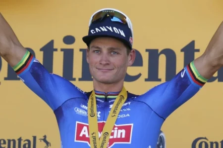 Holanđanin Mathieu van der Poel pobjednik devete etape na Tour de France Holanđanin Mathieu van der Poel pobjednik devete etape na Tour de France