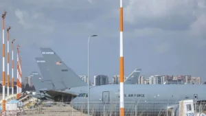 U Izrael stiglo 14 američkih aviona za dopunu goriva usred eskalacije s Iranom