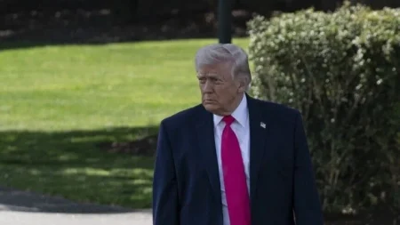 Trump upozorio: 1.000 projektila napunjeno i spremno ako Iran pokuša izvršiti atentat