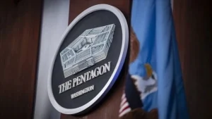 Pentagon objavio nove materijale o NLO-ima: Vojni piloti opisali susrete s nepoznatim objektima