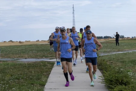 Ultramaratonci potrčali s Ovčare prema Srebrenici Ultramaratonci potrčali s Ovčare prema Srebrenici