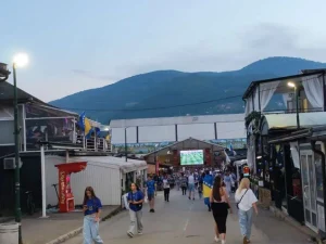 Navijači iz Goražda u ponoć organizuju korteo prema Zmajevom gnijezdu