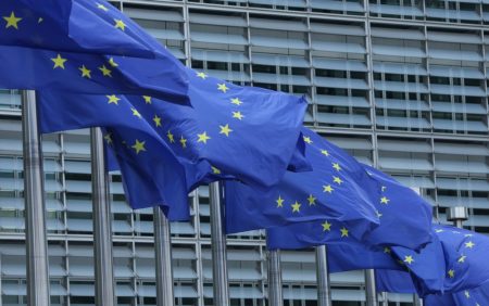 EU između zaštite djece i privatnosti: Ukidanje enkripcije otvara pitanja nadležnosti i sigurnosti