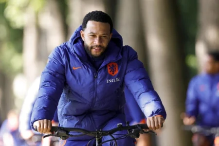 Memphis Depay optužio Corinthians za kršenje dogovora: Neću ovo ostaviti nekažnjeno Memphis Depay optužio Corinthians za kršenje dogovora: Neću ovo ostaviti nekažnjeno