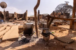 Naoružani napadači u Nigeriji ubili najmanje 12 osoba te oteli žene i djecu