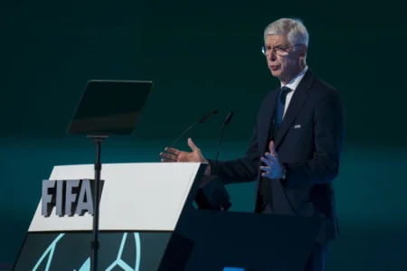 Arsène Wenger se ogradio od Infantinovog plana o prodaji udjela na Svjetskom prvenstvu
