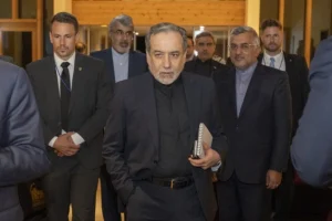 Abbas Araghchi: Iran trenutno nije u pregovorima sa SAD-om, poruke se razmjenjuju preko posrednika