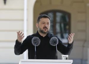 Zelenski: Rusija za sedam dana izvela napade na 16 ukrajinskih regija, korišteno 1.900 dronova i 144 rakete