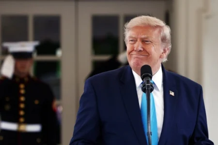 Katarski emir i Trump razgovarali o deeskalaciji s Iranom; Trump pohvalio ulogu Dohe Katarski emir i Trump razgovarali o deeskalaciji s Iranom; Trump pohvalio ulogu Dohe
