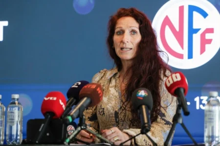 Čelnica Norveškog nogometnog saveza pozvala Infantina na ostavku Čelnica Norveškog nogometnog saveza pozvala Infantina na ostavku