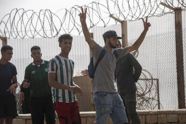 Broj poginulih migranata u Ceuti porastao na 67; Španija pojačava zaštitu granice