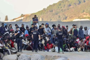 Španski Sumar pozvao vladu da preispita zajedničko domaćinstvo Svjetskog prvenstva 2030. s Marokom nakon migrantske krize u Ceuti