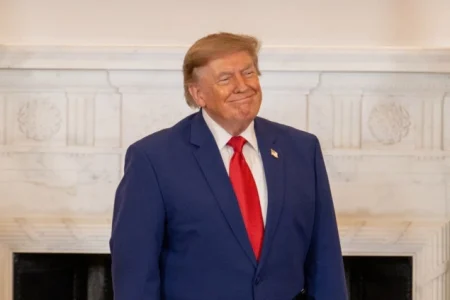 Trump: SAD ima potpunu kontrolu nad Hormuškim moreuzom