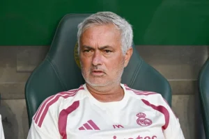 Mourinho otkrio da je 2013. pristao naslijediti Fergusona u Manchester Unitedu, pa promijenio odluku