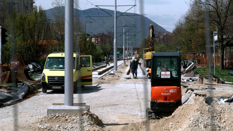 Nezakonito sakrivanje ugovora o rekonstrukciji tramvajske pruge