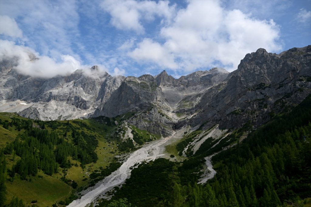 Led, stijene i adrenalin: Austrijski Dachstein osvaja turiste