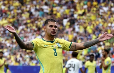 Bruno Guimaraes novi fudbaler Arsenala Bruno Guimaraes novi fudbaler Arsenala