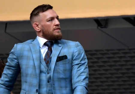 Conor McGregor uspješno operisan: Koljeno je sređeno, vraćam se jači nego ikad Conor McGregor uspješno operisan: Koljeno je sređeno, vraćam se jači nego ikad