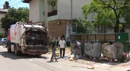 Nakon što su 22 Bošnjaka dobila otkaz: Preduzeće Komunalno raspisalo konkurs za prijem 14 novih radnika Nakon što su 22 Bošnjaka dobila otkaz: Preduzeće Komunalno raspisalo konkurs za prijem 14 novih radnika