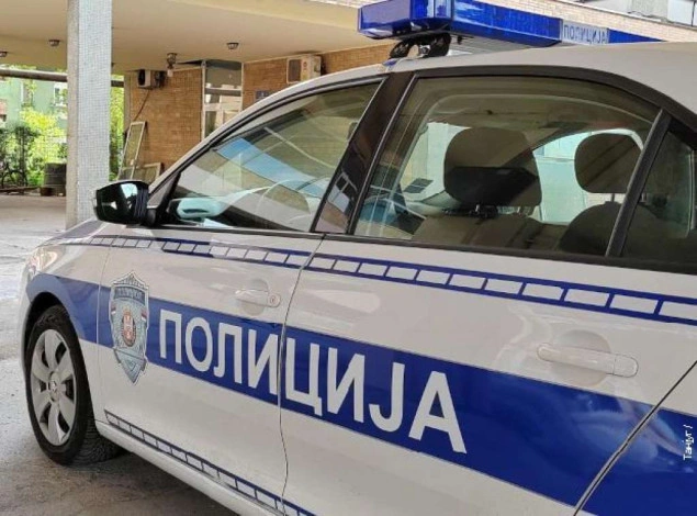 Dječak (14) osumnjičen za ubistvo hirurga u Banatskom Karlovcu Dječak (14) osumnjičen za ubistvo hirurga u Banatskom Karlovcu