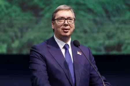 Vučić: Ne postoje bosanski i hrvatski Srbi, postoje samo Srbi Vučić: Ne postoje bosanski i hrvatski Srbi, postoje samo Srbi