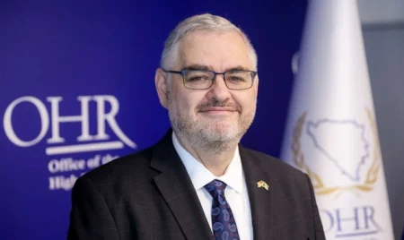 Crishock: OHR spreman na dijalog sa svim političkim akterima u BiH Crishock: OHR spreman na dijalog sa svim političkim akterima u BiH