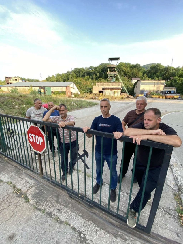 Devet zeničkih rudara već petu noć u jami: Sindikat najavljuje priključenje protestu