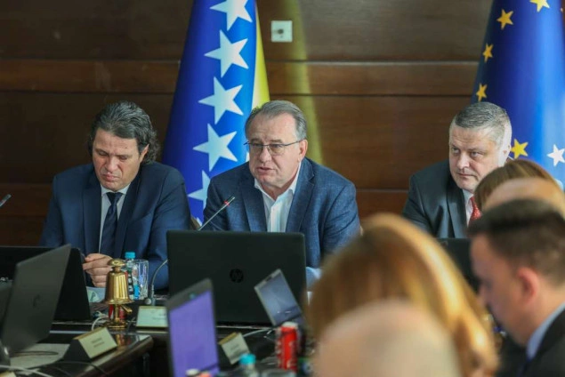 Vlada FBiH izdvojila skoro dva miliona KM za 12 jedinica lokalne samouprave