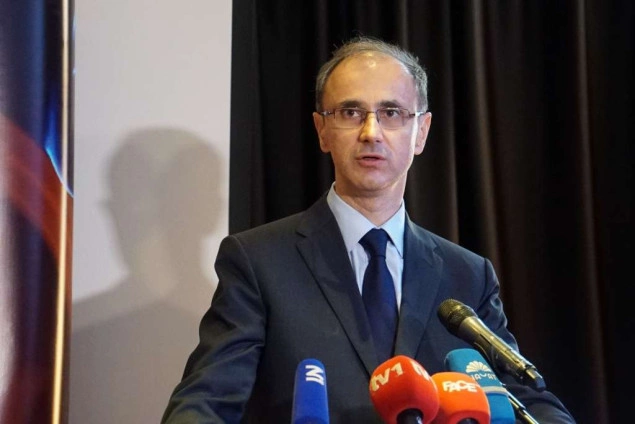 Premijer Srbije pozvao građane da smanje potrošnju struje Premijer Srbije pozvao građane da smanje potrošnju struje