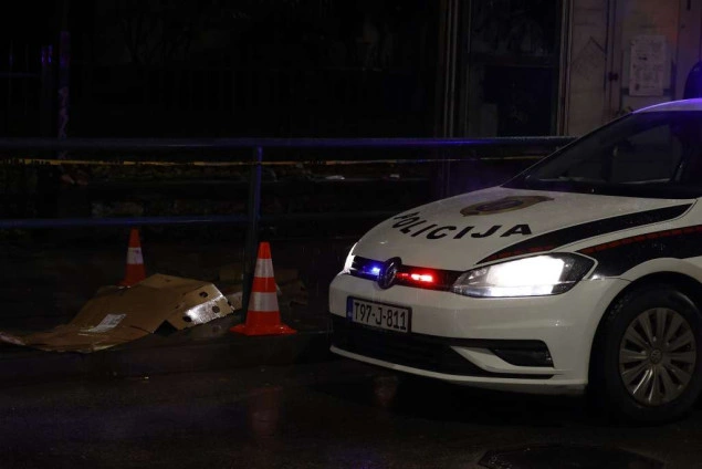Uhapšen policijski službenik nakon teške saobraćajne nezgode u Binježevu u kojoj je jedna osoba poginula Uhapšen policijski službenik nakon teške saobraćajne nezgode u Binježevu u kojoj je jedna osoba poginula