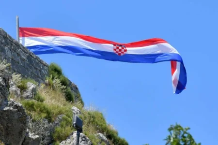 Hrvatska slavi 31. obljetnicu Oluje; centralna ceremonija na Kninskoj tvrđavi Hrvatska slavi 31. obljetnicu Oluje; centralna ceremonija na Kninskoj tvrđavi