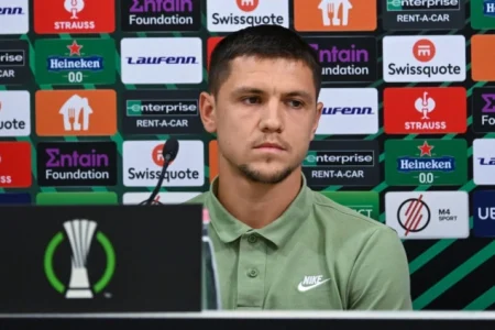 Bivši reprezentativac BiH Muhamed Bešić novi fudbaler OFK Beograda Bivši reprezentativac BiH Muhamed Bešić novi fudbaler OFK Beograda