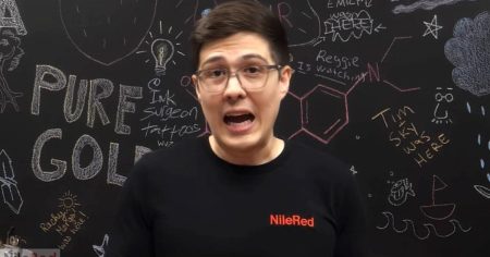 Ovaj youtuber pravi alkohol iz zraka. Što ste vi danas napravili?