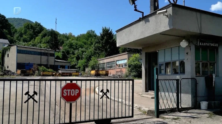 Rudari Raspotočja ne odustaju od protesta dok ne dobiju datum isplate Rudari Raspotočja ne odustaju od protesta dok ne dobiju datum isplate
