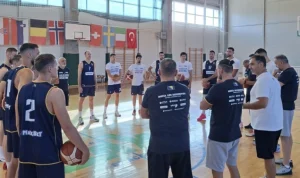 Zmajevi počeli pripreme: Garza, Castaneda i Alibegović stižu naknadno