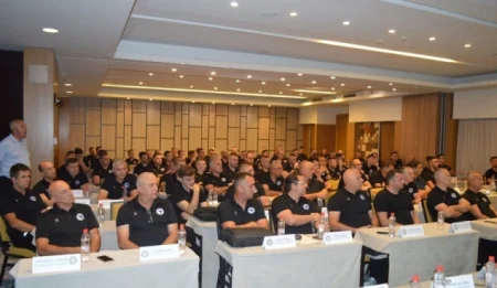 Održani seminari i za sudije, posmatrače suđenja i delegate WWIN Prve lige FBiH Održani seminari i za sudije, posmatrače suđenja i delegate WWIN Prve lige FBiH