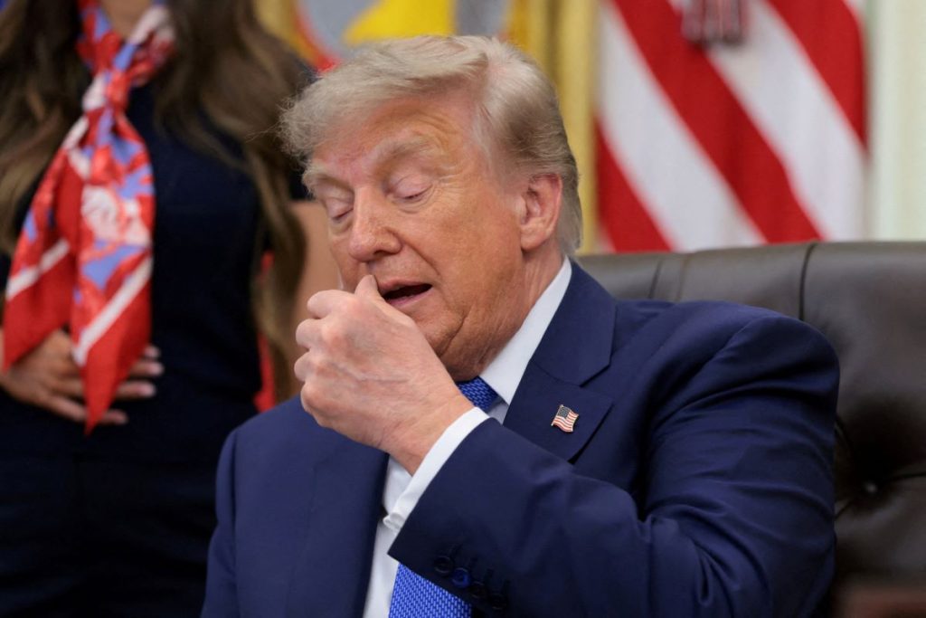 Trump u 24 sata izgubio gotovo 100 miliona dolara