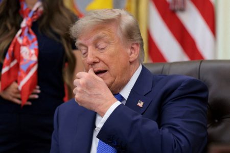 Trump u 24 sata izgubio gotovo 100 miliona dolara
