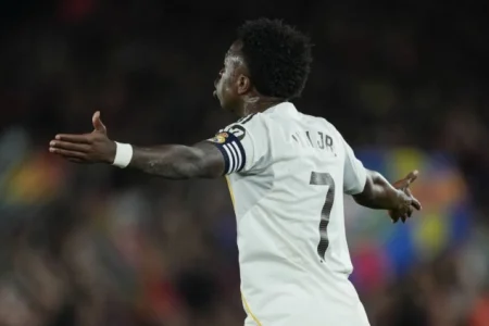 Real Madrid ponudio novi ugovor Viniciusu Real Madrid ponudio novi ugovor Viniciusu