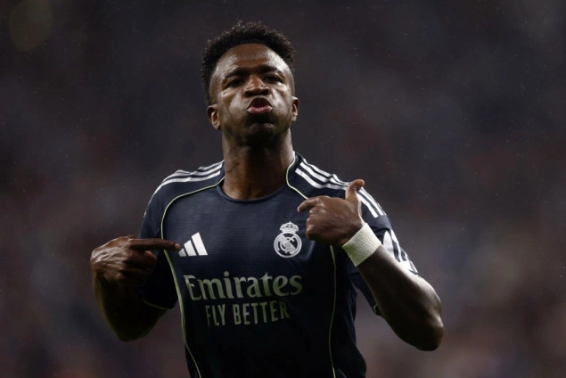 Vinicius produžio ugovor sa Real Madridom do 2032. godine Vinicius produžio ugovor sa Real Madridom do 2032. godine