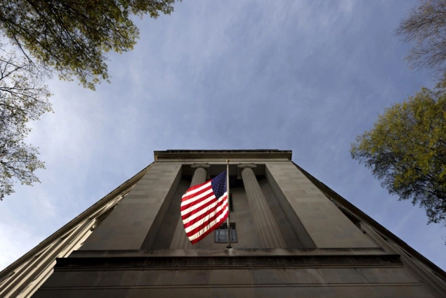 Američko Ministarstvo pravde podiglo je optužnicu protiv pet ruskih agenata zbog navodnog planiranja ubistava i finansiranja napada Američko Ministarstvo pravde podiglo je optužnicu protiv pet ruskih agenata zbog navodnog planiranja ubistava i finansiranja napada