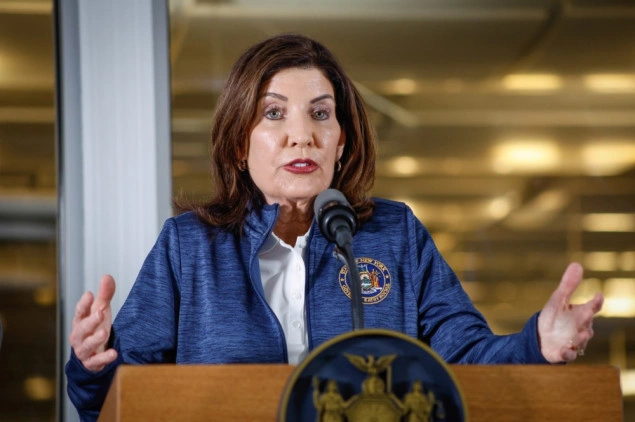Guvernerka proglasila vanredno stanje zbog oluje koja prijeti New Yorku Guvernerka proglasila vanredno stanje zbog oluje koja prijeti New Yorku