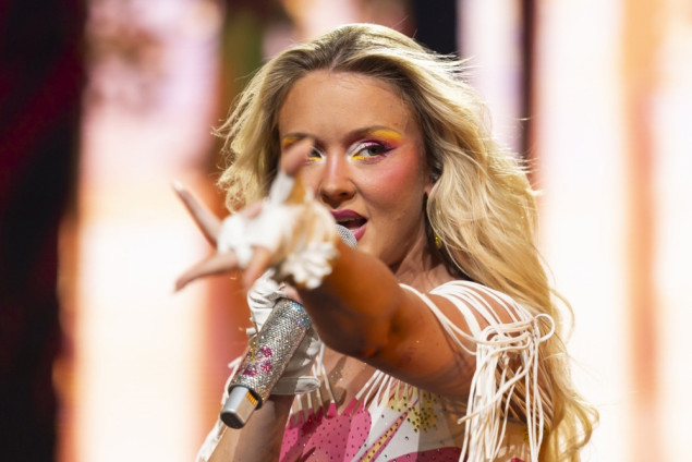 Zara Larsson osudila Bijelu kuću zbog korištenja njene pjesme u snimku o deportacijama Zara Larsson osudila Bijelu kuću zbog korištenja njene pjesme u snimku o deportacijama