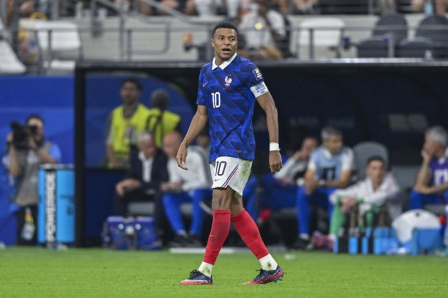 Mbappe zbog gripa propustio trening Francuske Mbappe zbog gripa propustio trening Francuske