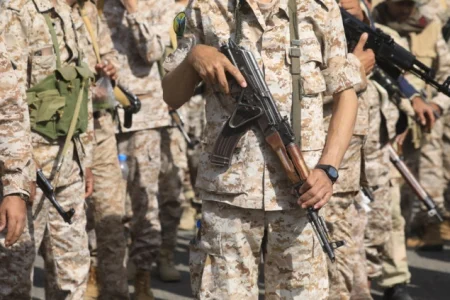 Jemenski pobunjenici Huti zauzeli strateški važno ostrvo u moreuzu Bab el-Mandeb