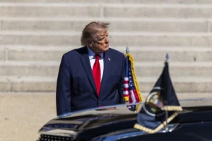 Trump: Hormuški moreuz kod Irana postaje Trumpov moreuz