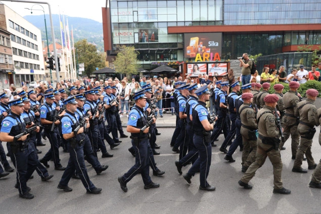 Od prvog poziva do odbrane države: Sjećanje na generacije policajaca koji su branili Bosnu i Hercegovinu Od prvog poziva do odbrane države: Sjećanje na generacije policajaca koji su branili Bosnu i Hercegovinu