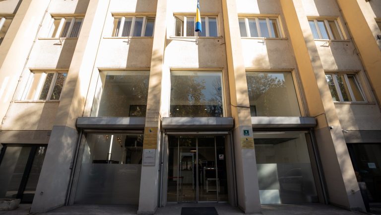 Podignuta optužnica protiv tužioca zbog primanja mita