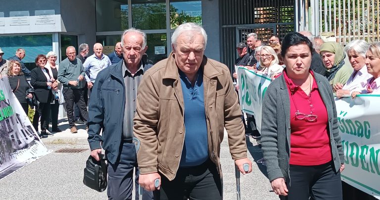 Kevac i ostali: Iz kuće u Biljanima odveden sedamnaestogodišnji sin Kevac i ostali: Iz kuće u Biljanima odveden sedamnaestogodišnji sin